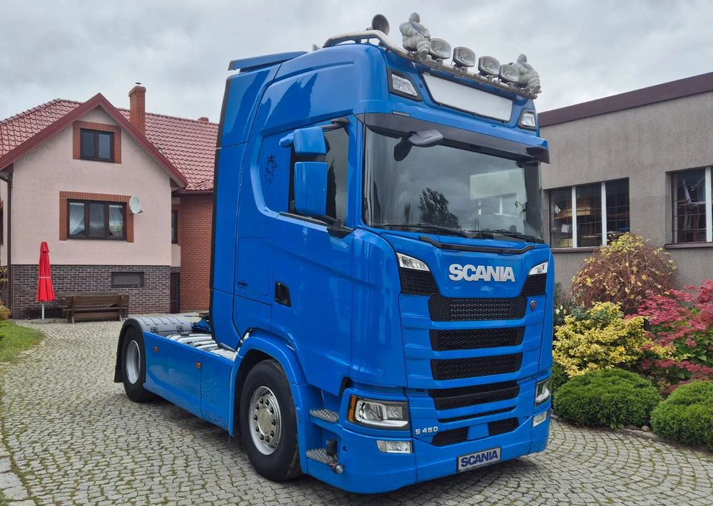 Scania S450 - Tracteur routier: photos 3 Scania S450 - Tracteur routier: photos 3