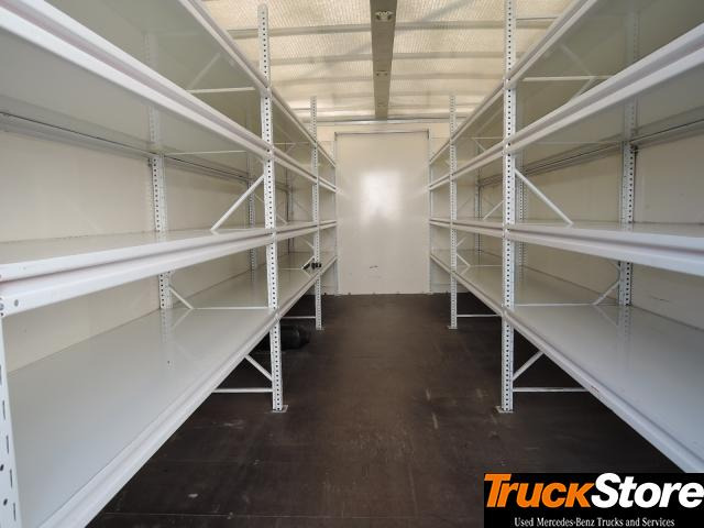 Fourgon grand volume Mercedes-Benz Atego 823 L: photos 7