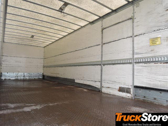 Volvo FL - Camion fourgon: photos 2 Volvo FL - Camion fourgon: photos 2