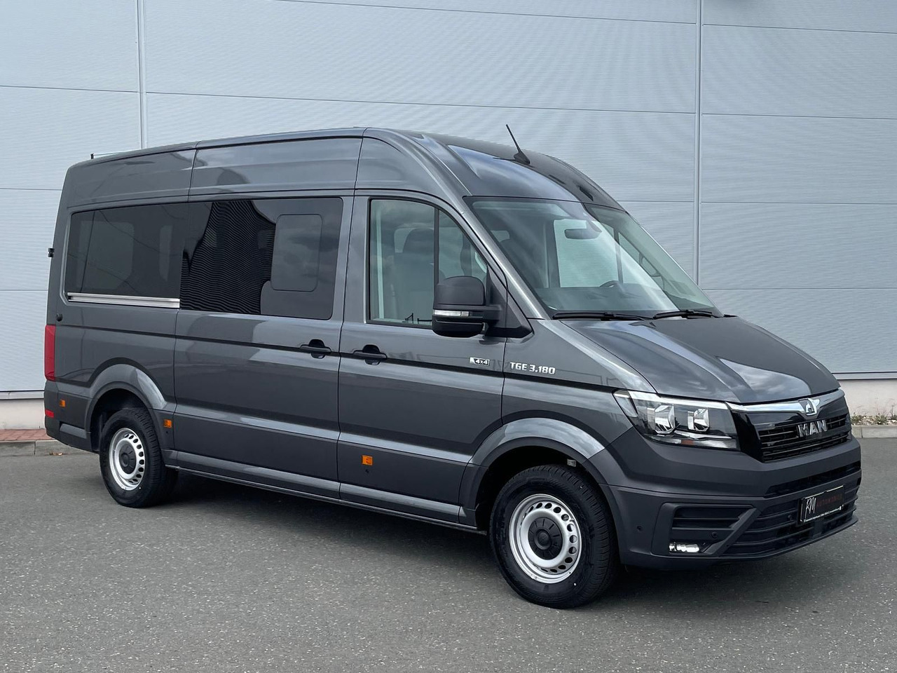 MAN TGE 3.180 Kombi L3H2 4x4 TEMPOMAT KAMERA 8-SITZE - Voiture: photos 2 MAN TGE 3.180 Kombi L3H2 4x4 TEMPOMAT KAMERA 8-SITZE - Voiture: photos 2