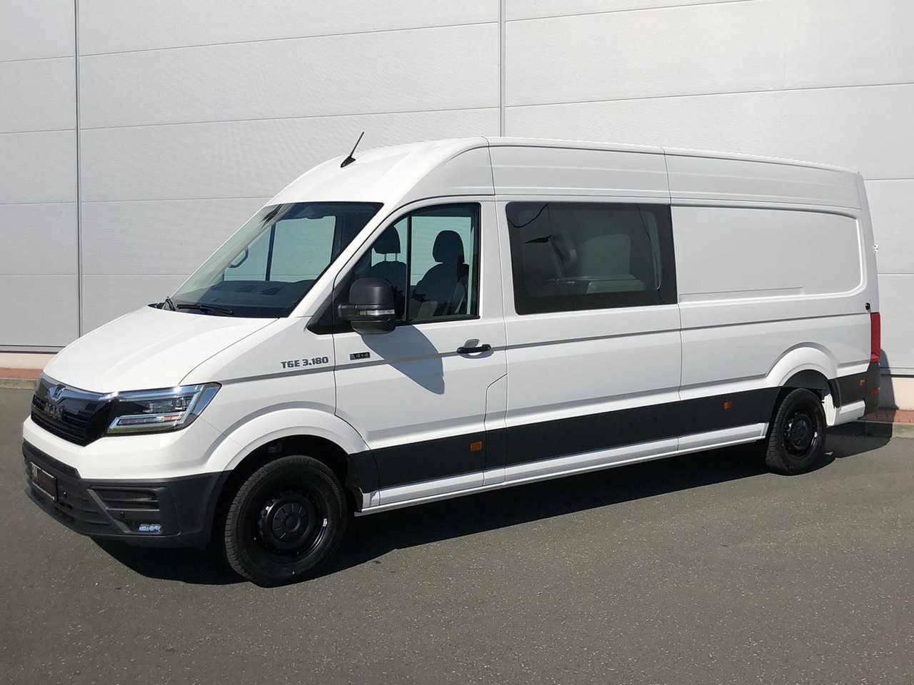 Voiture MAN TGE 3.180 L4H3 4x4 MIXTO LED STANDHZ TEMP DIFF: photos 1