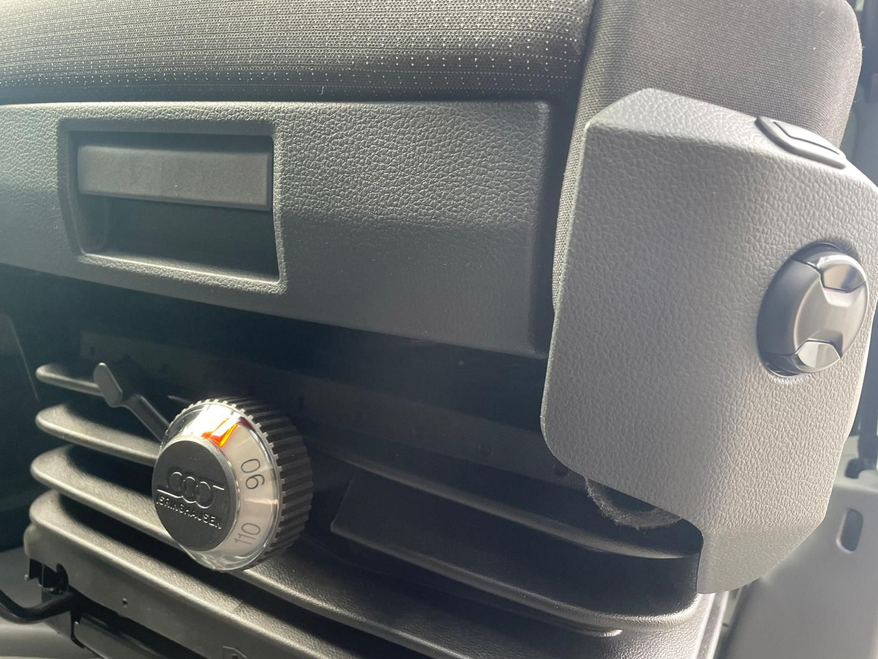 Utilitaire plateau, Utilitaire double cabine MAN TGE 3.180 Pritsche DOKA MR KAMERA AHK SITZHZ: photos 31