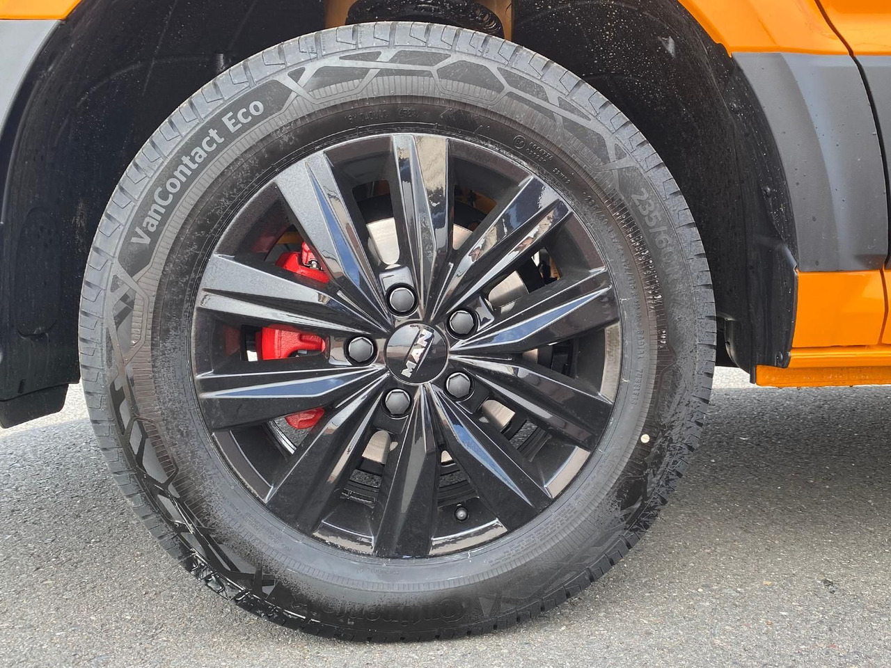 Véhicule utilitaire MAN TGE 3.180 L3H3 Individual S BF3+ BEGLEITFAHRZEUG: photos 46