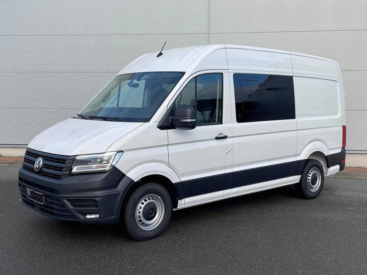 Volkswagen Crafter Kasten 35 L3H3 Autom. NAVI SITZHZ ACC - Transport de personnes: photos 1 Volkswagen Crafter Kasten 35 L3H3 Autom. NAVI SITZHZ ACC - Transport de personnes: photos 1
