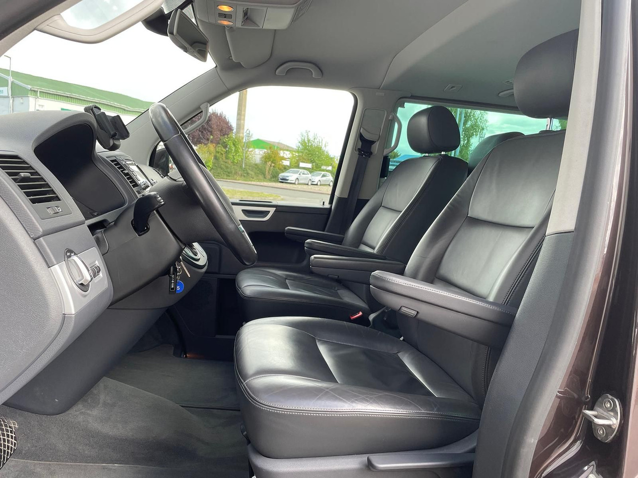 Minibus, Transport de personnes Volkswagen T5 Multivan Highline 4M LEDER AHK MFL: photos 15