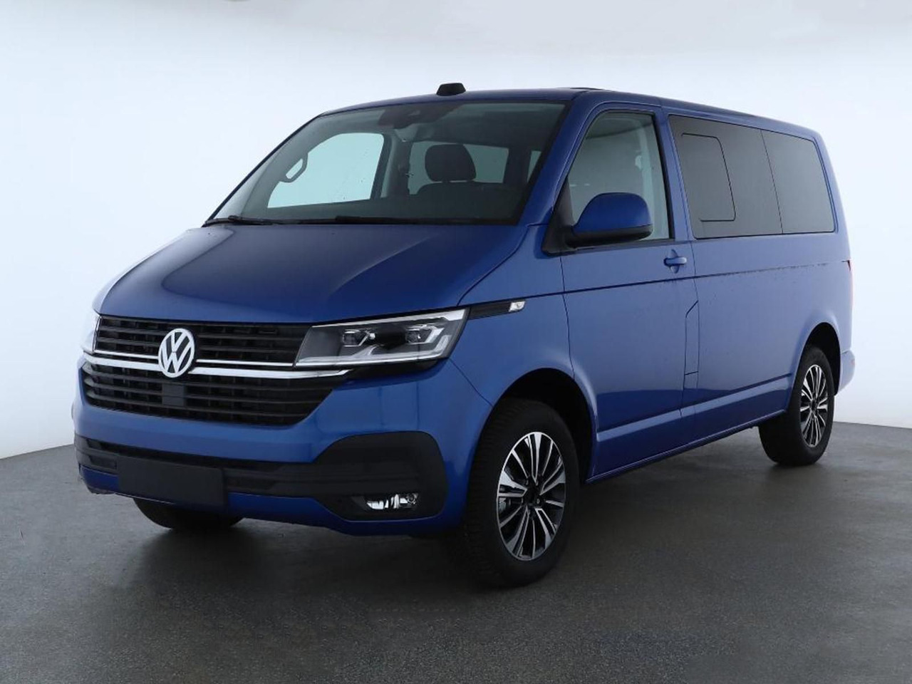 Volkswagen T6.1 Transporter Kombi KR LED STANDHZ ACC NAVI - Transport de personnes: photos 1 Volkswagen T6.1 Transporter Kombi KR LED STANDHZ ACC NAVI - Transport de personnes: photos 1