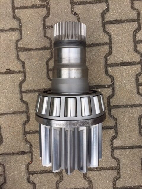 Liebherr Abtriebswelle ID-Nr.90011486. SAT375/279. P9150-1135, R9150-1133, R9150-1438, R9150-1592, R9150-1653, R9150-1857, R964C . #F04# - Demi arbre pour Pelle: photos 1 Liebherr Abtriebswelle ID-Nr.90011486. SAT375/279. P9150-1135, R9150-1133, R9150-1438, R9150-1592, R9150-1653, R9150-1857, R964C . #F04# - Demi arbre pour Pelle: photos 1