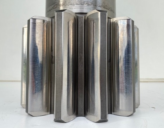 Boîte de vitesse pour Pelle sur chenille Liebherr Abtriebswelle ID-Nr.9442164. A954, EP954B, P954, R954 B.: photos 11 Boîte de vitesse pour Pelle sur chenille Liebherr Abtriebswelle ID-Nr.9442164. A954, EP954B, P954, R954 B.: photos 11