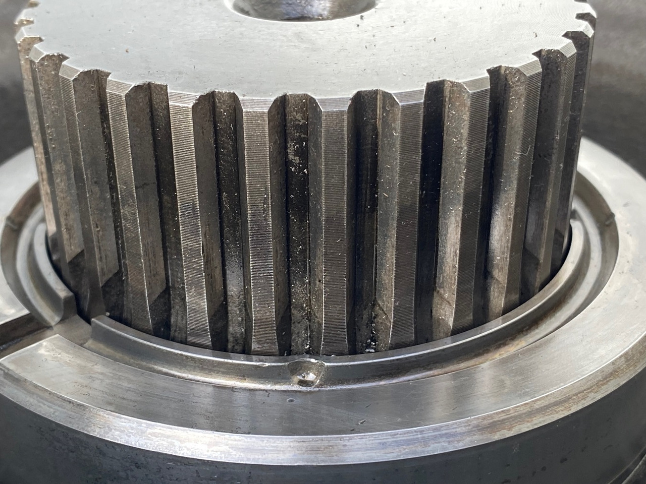 Boîte de vitesse pour Engins de chantier Liebherr Abtriebswellengehäuse ID-Nr.90018934 mit Abtriebswelle ID-Nr.90204999. SAT275/260 - SAT275/261 - SAT275/266 - SAT275/289. #1788#1730#: photos 10 Boîte de vitesse pour Engins de chantier Liebherr Abtriebswellengehäuse ID-Nr.90018934 mit Abtriebswelle ID-Nr.90204999. SAT275/260 - SAT275/261 - SAT275/266 - SAT275/289. #1788#1730#: photos 10