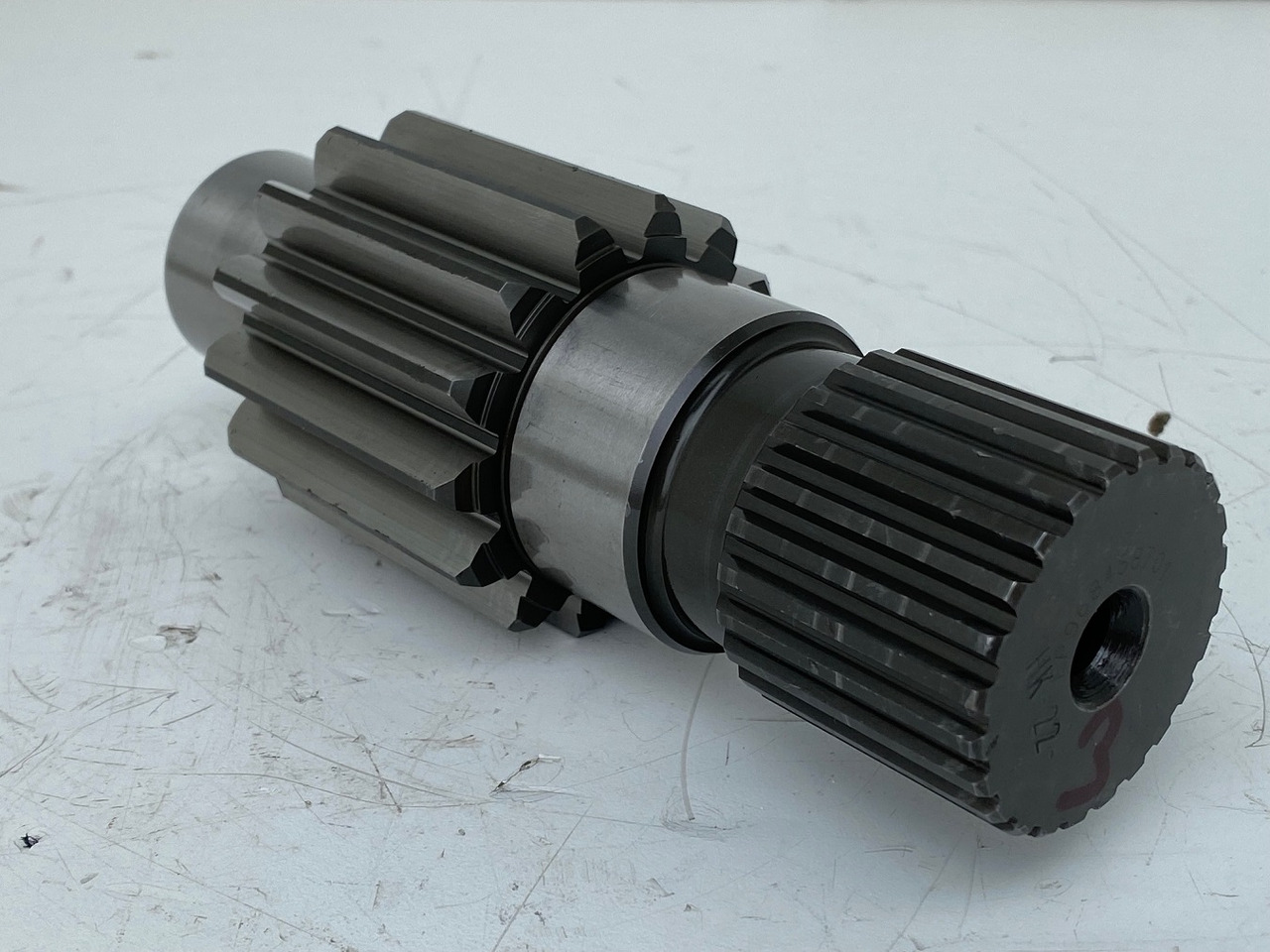 Liebherr Antriebswelle ID-Nr.968458701. FAT450F527, FAT450E510, FAT450E542, FAT450F550, FAT450E504, FAT450E505. #AN100502# - Demi arbre pour Engins de chantier: photos 1 Liebherr Antriebswelle ID-Nr.968458701. FAT450F527, FAT450E510, FAT450E542, FAT450F550, FAT450E504, FAT450E505. #AN100502# - Demi arbre pour Engins de chantier: photos 1