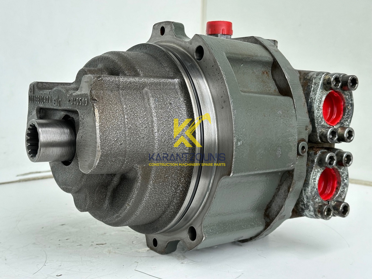 Liebherr Hydraulikeinbaumotor CMVE O 108. ID-Nr.10118562 - ID-Nr.10132610 - ID-Nr.10129048. LOS1916, LOS916, LOS926, R906, R916, R918, R920, R922, R924, R926COMP, R926, R936. #28313# - Moteur hydraulique pour Engins de chantier: photos 2 Liebherr Hydraulikeinbaumotor CMVE O 108. ID-Nr.10118562 - ID-Nr.10132610 - ID-Nr.10129048. LOS1916, LOS916, LOS926, R906, R916, R918, R920, R922, R924, R926COMP, R926, R936. #28313# - Moteur hydraulique pour Engins de chantier: photos 2