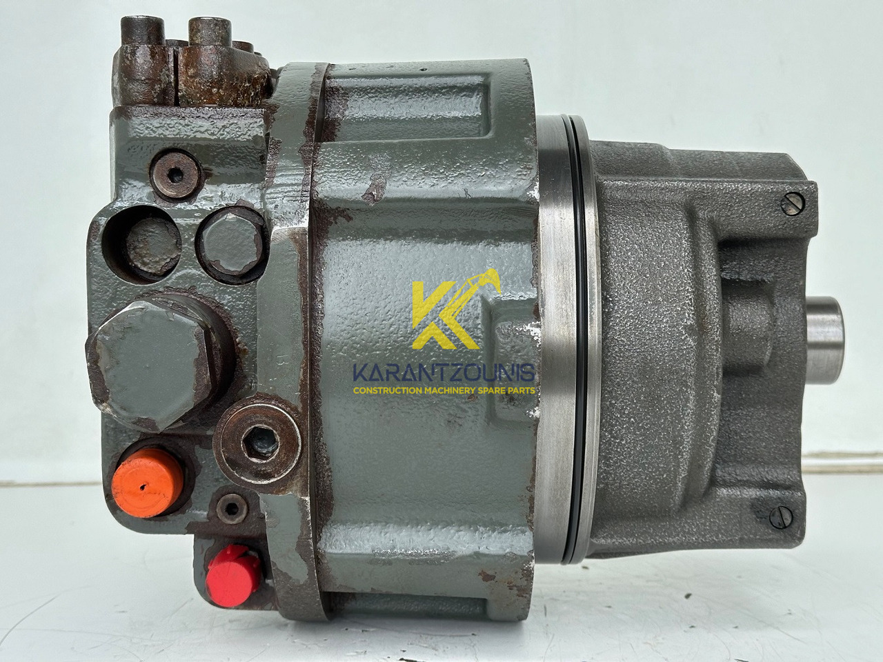 Liebherr Hydraulikeinbaumotor CMVE O 108. ID-Nr.10118562 - ID-Nr.10132610 - ID-Nr.10129048. LOS1916, LOS916, LOS926, R906, R916, R918, R920, R922, R924, R926COMP, R926, R936. #28314# - Moteur hydraulique pour Engins de chantier: photos 3 Liebherr Hydraulikeinbaumotor CMVE O 108. ID-Nr.10118562 - ID-Nr.10132610 - ID-Nr.10129048. LOS1916, LOS916, LOS926, R906, R916, R918, R920, R922, R924, R926COMP, R926, R936. #28314# - Moteur hydraulique pour Engins de chantier: photos 3
