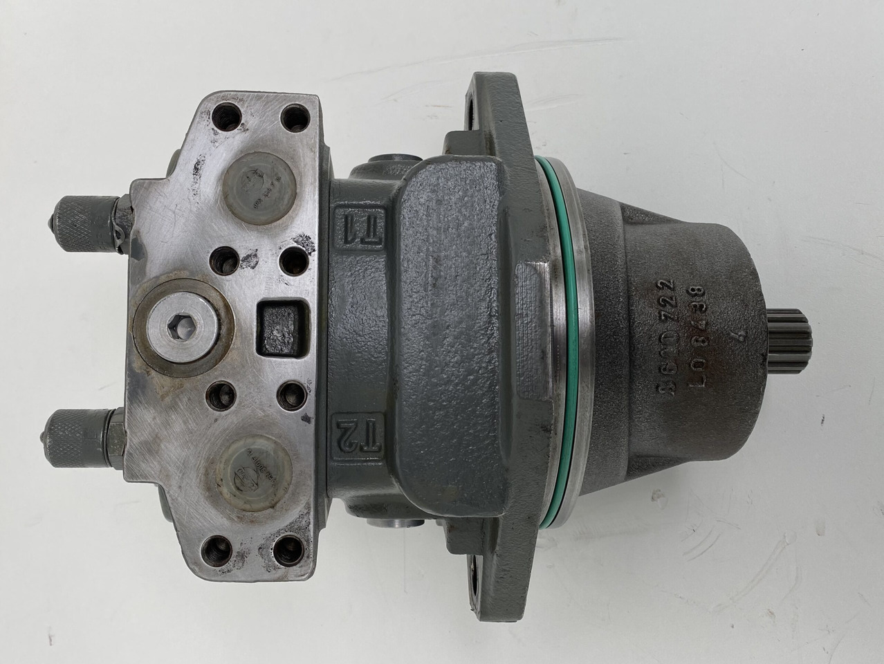 Liebherr Hydraulikeinbaumotor FMF045, ID-Nr.11432813. A913 COMP, A914 COMP, A914, A916 COMP ,A916, A918 COMP, A918, A920, A922 RAIL, A924 RAIL, LH18, R914 COMP, R914, R918, R920 K-LC,R920 K-NLC. #1055 - Moteur de rotation pour Engins de chantier: photos 5 Liebherr Hydraulikeinbaumotor FMF045, ID-Nr.11432813. A913 COMP, A914 COMP, A914, A916 COMP ,A916, A918 COMP, A918, A920, A922 RAIL, A924 RAIL, LH18, R914 COMP, R914, R918, R920 K-LC,R920 K-NLC. #1055 - Moteur de rotation pour Engins de chantier: photos 5
