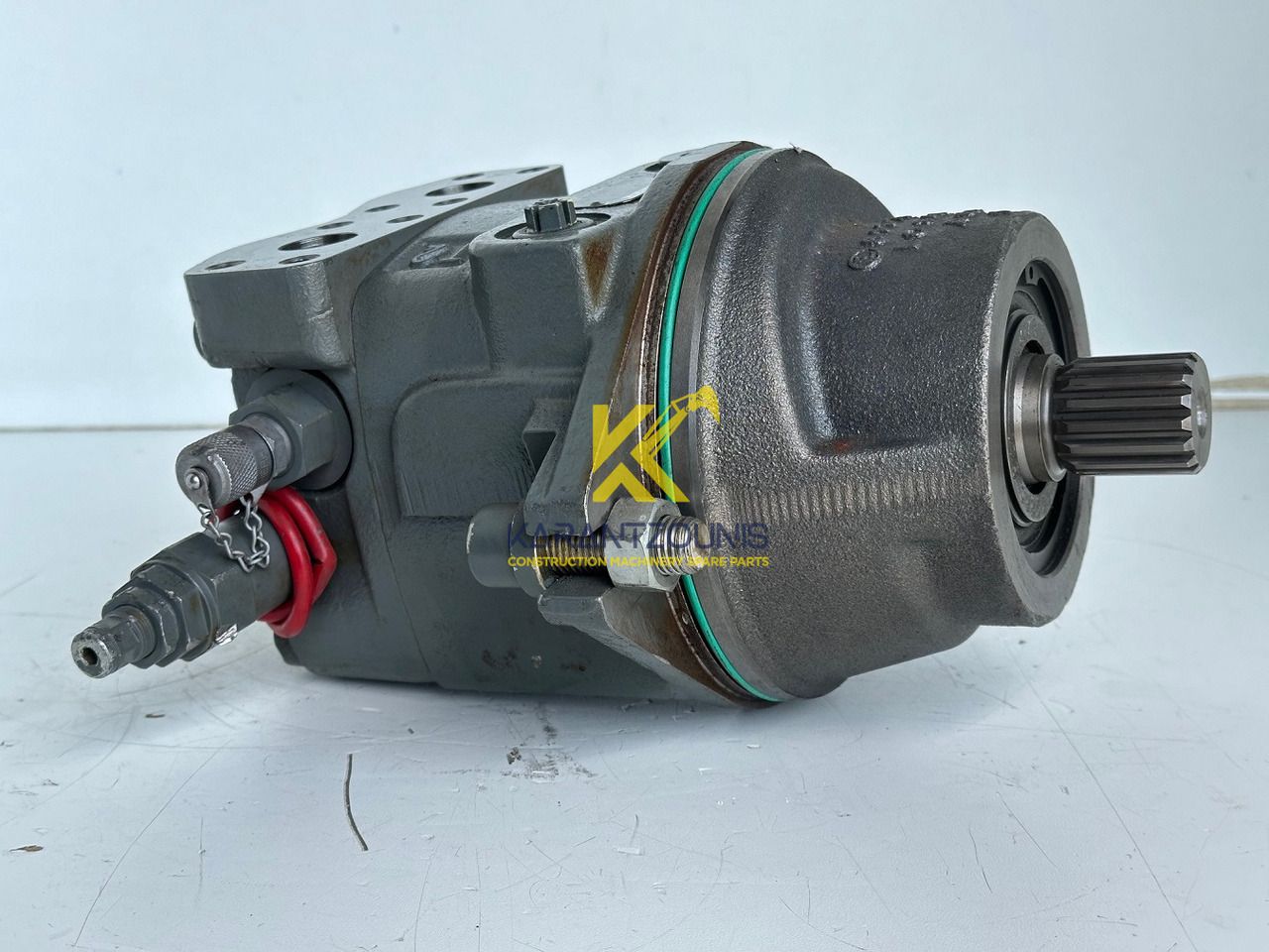Liebherr Hydraulikeinbaumotor Typ:FMF058, ID-Nr.10122576 - ID-Nr.10145827 - ID-Nr.11371069. LOS1906, P924 COMP , R906, R906 PROTO, R916, R922, R924, R924 COMP, R926 COMP, R926 K LC. #39780# - Moteur hydraulique pour Pelle: photos 2 Liebherr Hydraulikeinbaumotor Typ:FMF058, ID-Nr.10122576 - ID-Nr.10145827 - ID-Nr.11371069. LOS1906, P924 COMP , R906, R906 PROTO, R916, R922, R924, R924 COMP, R926 COMP, R926 K LC. #39780# - Moteur hydraulique pour Pelle: photos 2