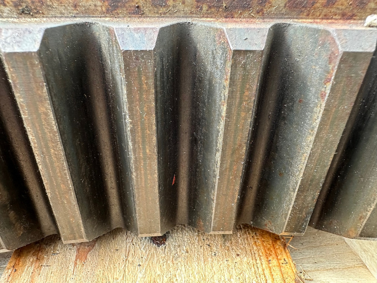 Couronne d'orientation pour Pelle sur chenille Liebherr Kugeldrehverbindung Typ:KUD64VJ003-001. ID-Nr.982751901 - ID-Nr.932833001. A914B-LI, A914C-LI, A924C-LI, LH30, LH35, R914B, R914C, R922, R924B, R924 C, R924 COMP, P924 C. #0115#: photos 12 Couronne d'orientation pour Pelle sur chenille Liebherr Kugeldrehverbindung Typ:KUD64VJ003-001. ID-Nr.982751901 - ID-Nr.932833001. A914B-LI, A914C-LI, A924C-LI, LH30, LH35, R914B, R914C, R922, R924B, R924 C, R924 COMP, P924 C. #0115#: photos 12