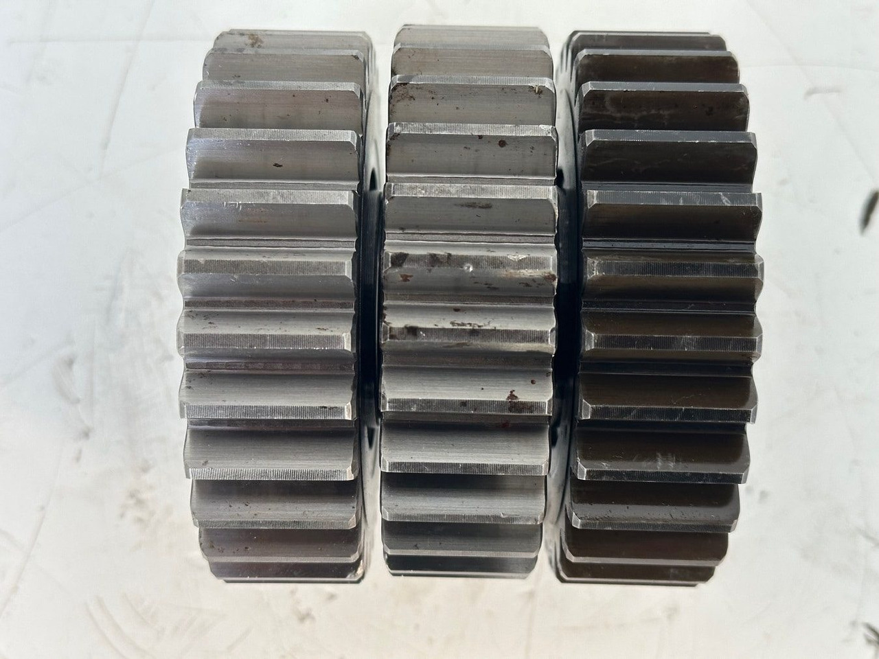 Moteur de translation pour Engins de chantier Liebherr Planetenrad ID-Nr.9442840 - ID-Nr.944284003.   FAT350 - FAT350P022 - FAT350P059 - FAT350P062 - FAT350P068 - FAT350P079.  LH22C, R313, R317, R900, R902, R904, R912, R914, R922, R924, R924 COMP: photos 7