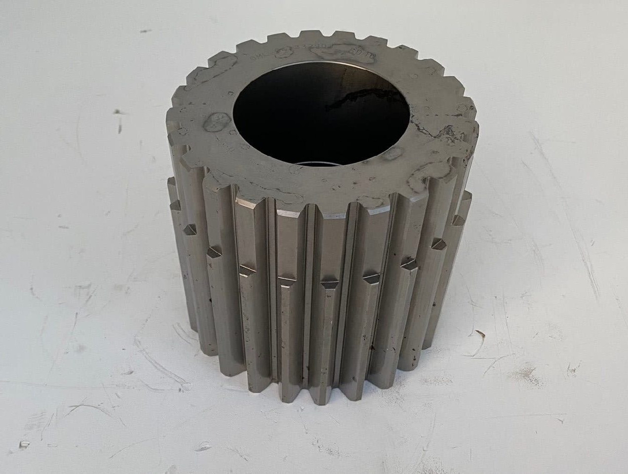 Liebherr Sonnenrad ID-Nr.9443329 - ID-Nr.90011325. FAT400P112, FAT400P130, FAT400P139. - Moteur de translation pour Pelle sur chenille: photos 2 Liebherr Sonnenrad ID-Nr.9443329 - ID-Nr.90011325. FAT400P112, FAT400P130, FAT400P139. - Moteur de translation pour Pelle sur chenille: photos 2
