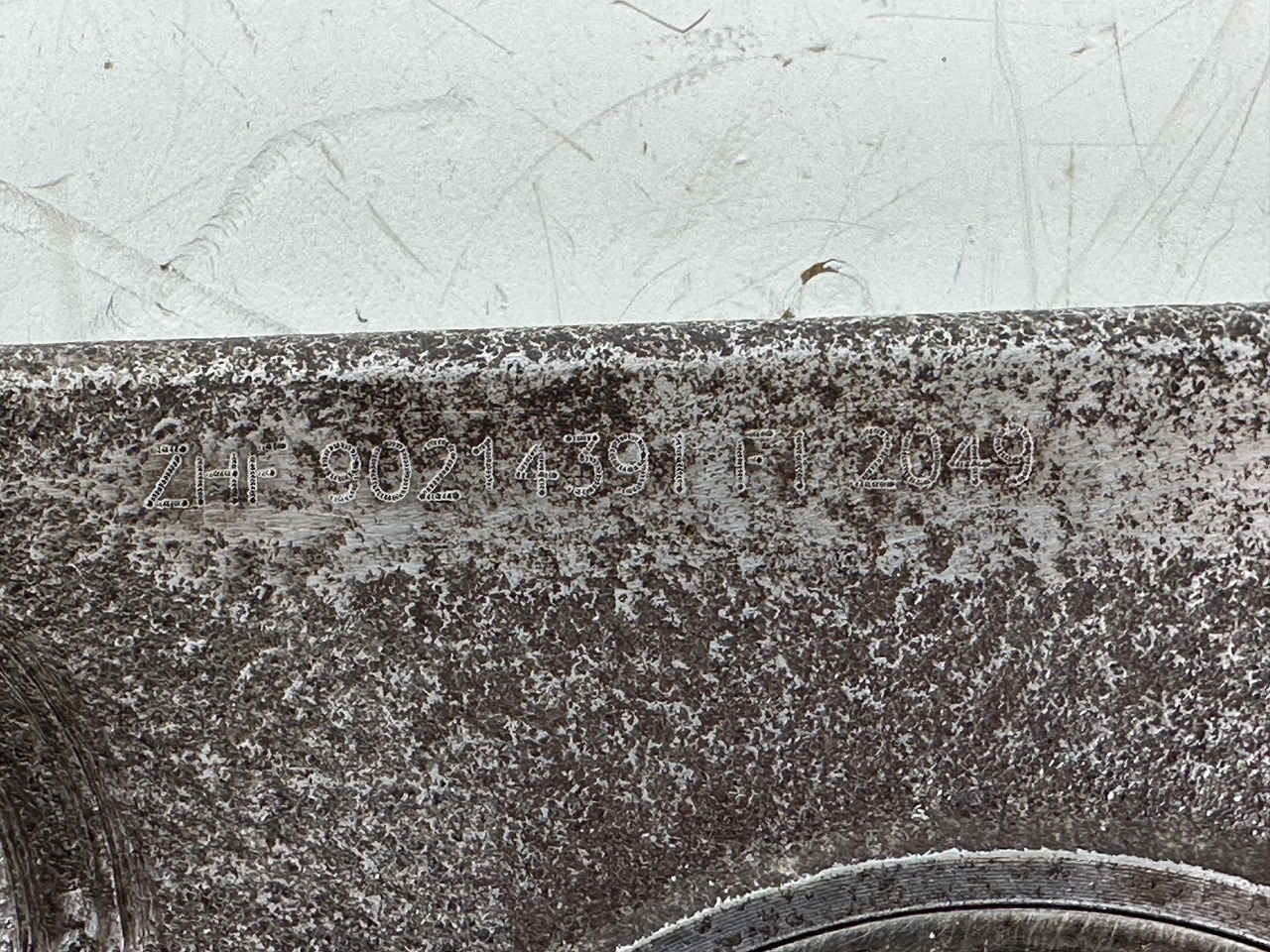 Moteur de translation pour Engins de chantier Original Liebherr Planetenträger ID-Nr.90214391. FAT400P130. LOS926,R926,R930,R934,R936 K-LC,R936 K-NLC,R936 K-SLC,R938. #90214391.FI.2049#: photos 10 Moteur de translation pour Engins de chantier Original Liebherr Planetenträger ID-Nr.90214391. FAT400P130. LOS926,R926,R930,R934,R936 K-LC,R936 K-NLC,R936 K-SLC,R938. #90214391.FI.2049#: photos 10