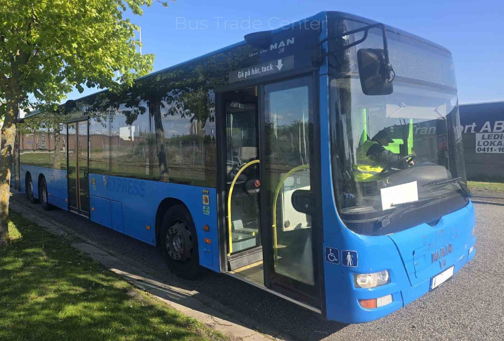 MAN LION´S CITY LLE A26 - Bus interurbain: photos 1 MAN LION´S CITY LLE A26 - Bus interurbain: photos 1