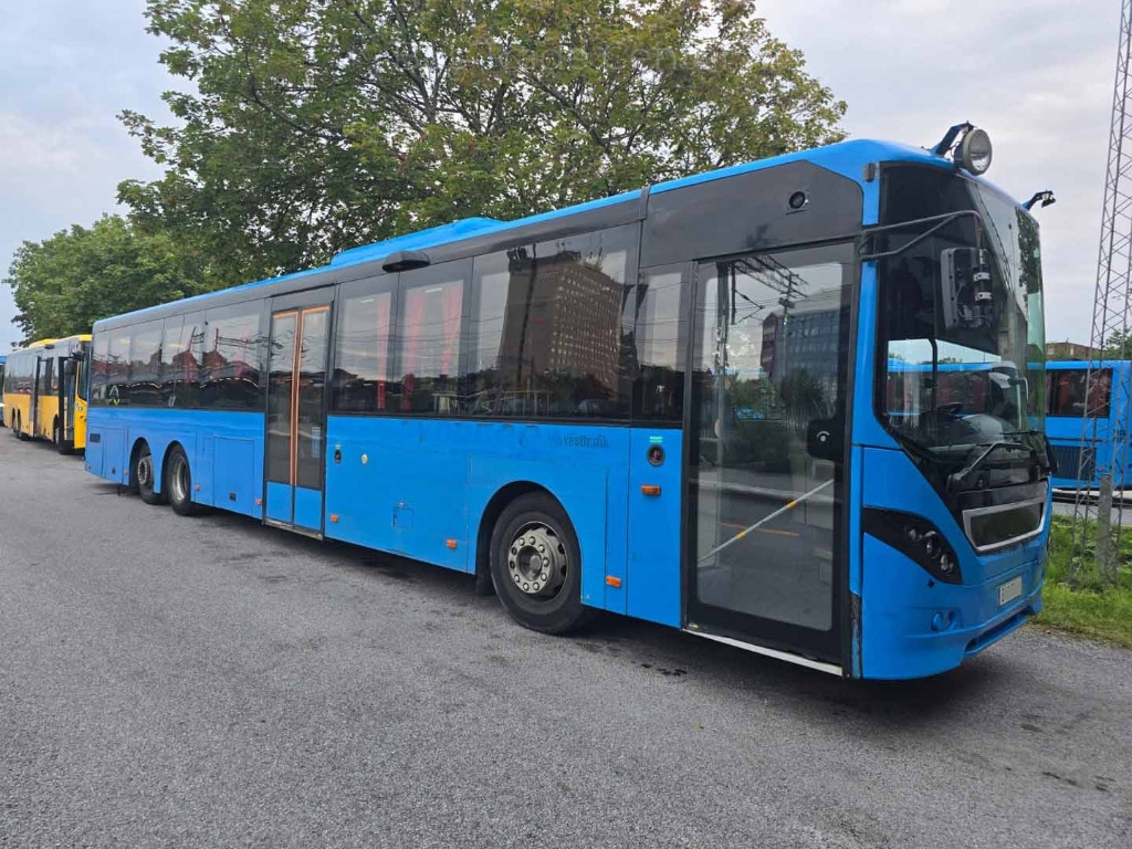 VOLVO 8500 with 8900 front B12B - Bus interurbain: photos 1 VOLVO 8500 with 8900 front B12B - Bus interurbain: photos 1