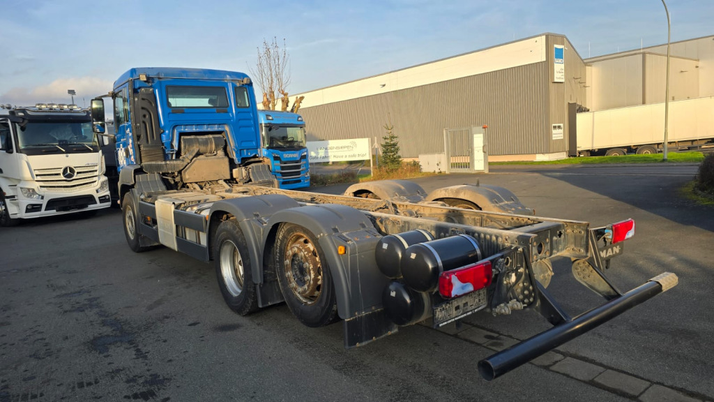 MAN TGS 26.420 6x2 (Nr. 6245) - Châssis cabine: photos 3 MAN TGS 26.420 6x2 (Nr. 6245) - Châssis cabine: photos 3