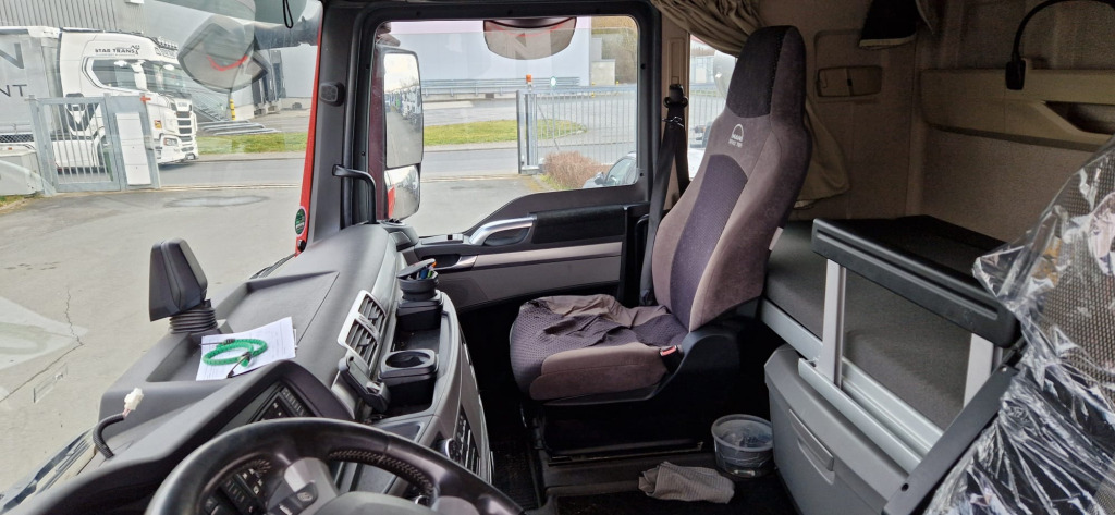 MAN TGX 26.640 6x2 (Nr. 5994) - Camion citerne: photos 5 MAN TGX 26.640 6x2 (Nr. 5994) - Camion citerne: photos 5