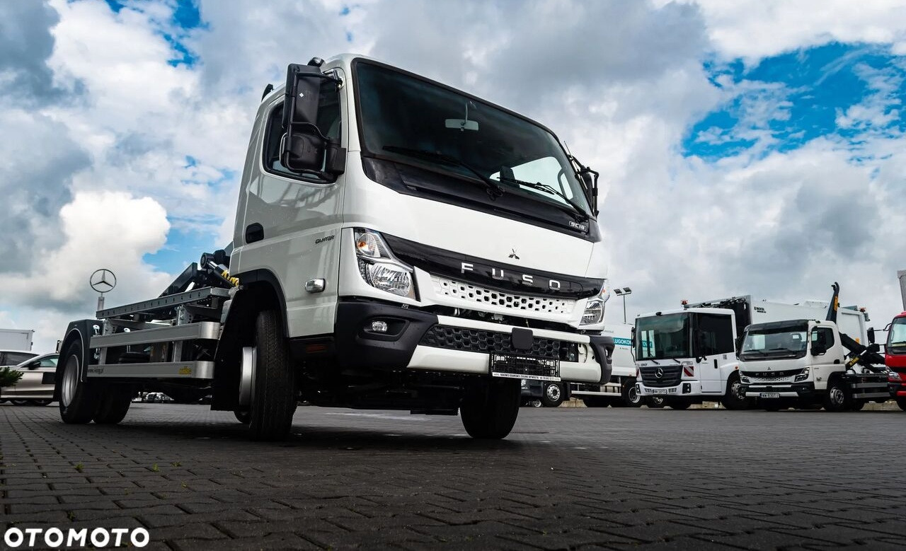 Mitsubishi Fuso 9C18 + KING HZ6R Hooklift - Camion ampliroll: photos 3 Mitsubishi Fuso 9C18 + KING HZ6R Hooklift - Camion ampliroll: photos 3