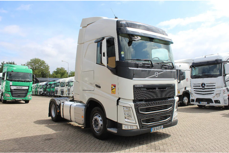 Volvo FH 500 * EURO5 * 2 TANK * 4X2 * - Tracteur routier: photos 5 Volvo FH 500 * EURO5 * 2 TANK * 4X2 * - Tracteur routier: photos 5