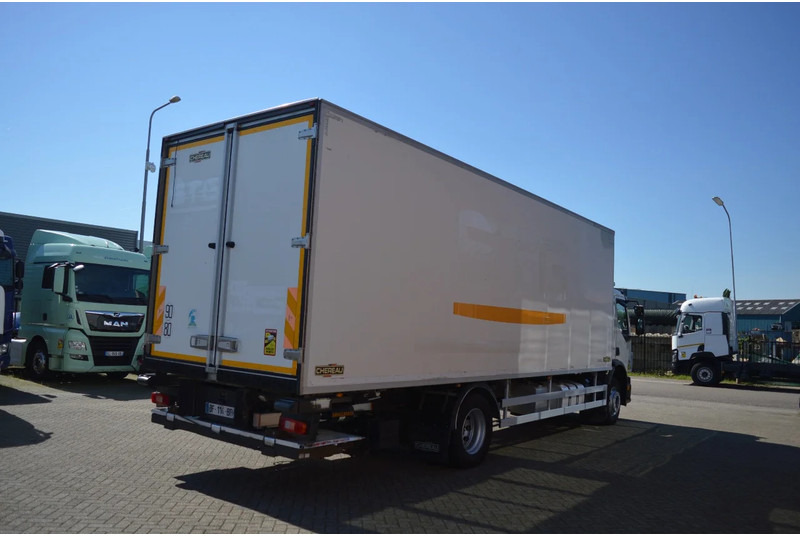 Volvo FE 260 * EURO5 * CARRIER SUPRA 950 * 4X2 * - Camion frigorifique: photos 3 Volvo FE 260 * EURO5 * CARRIER SUPRA 950 * 4X2 * - Camion frigorifique: photos 3