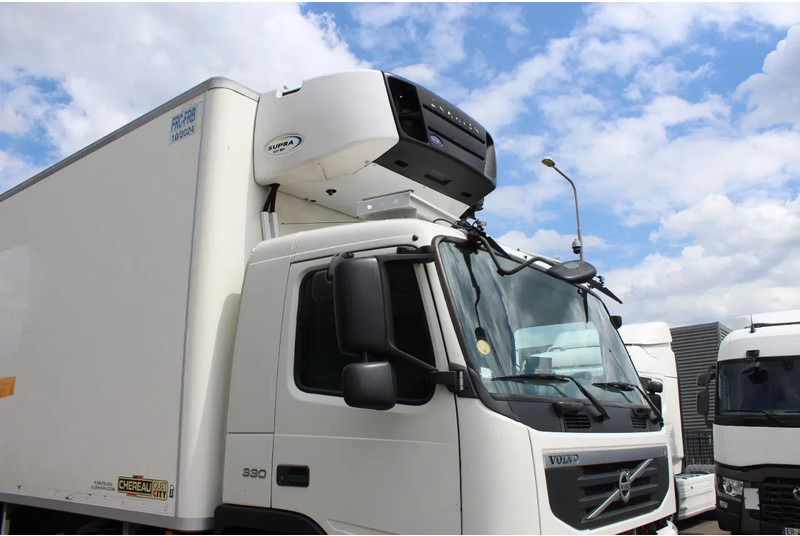 Volvo FM 330 * EURO5 * CARRIER SUPRA SILENT MT * - Camion frigorifique: photos 5 Volvo FM 330 * EURO5 * CARRIER SUPRA SILENT MT * - Camion frigorifique: photos 5