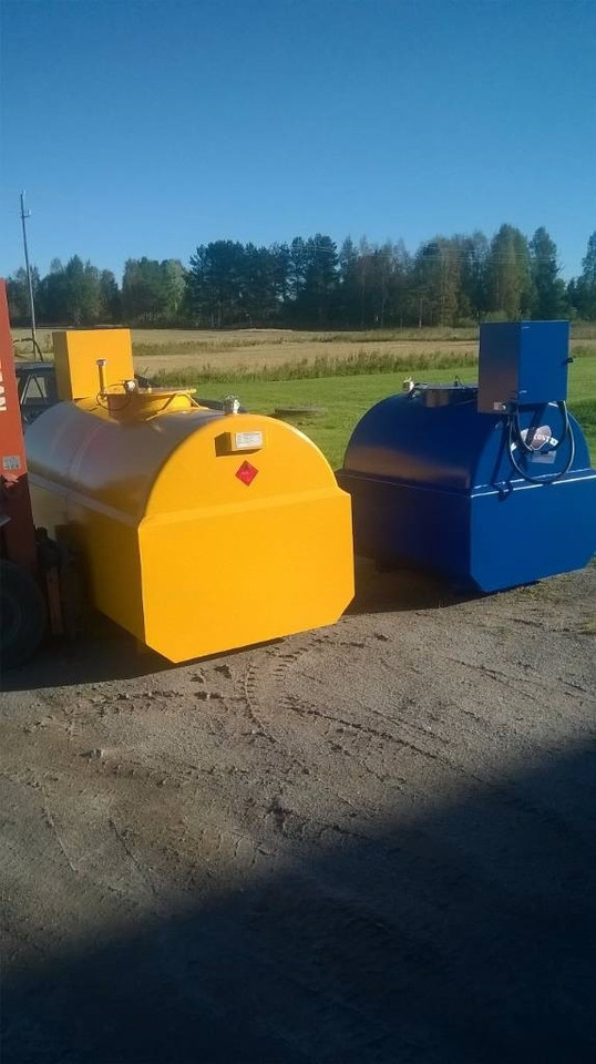 FUEL CONT polttoainesäiliöt - Réservoir de carburant: photos 2 FUEL CONT polttoainesäiliöt - Réservoir de carburant: photos 2