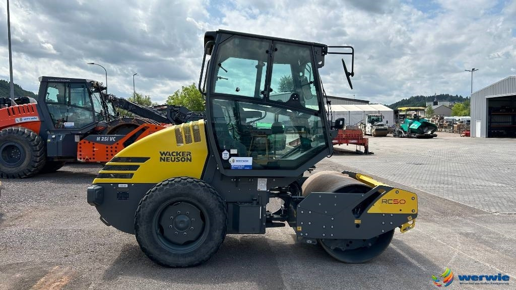 Wacker Neuson RC 50 - Compacteur à pieds de mouton/ Monocylindre: photos 1 Wacker Neuson RC 50 - Compacteur à pieds de mouton/ Monocylindre: photos 1