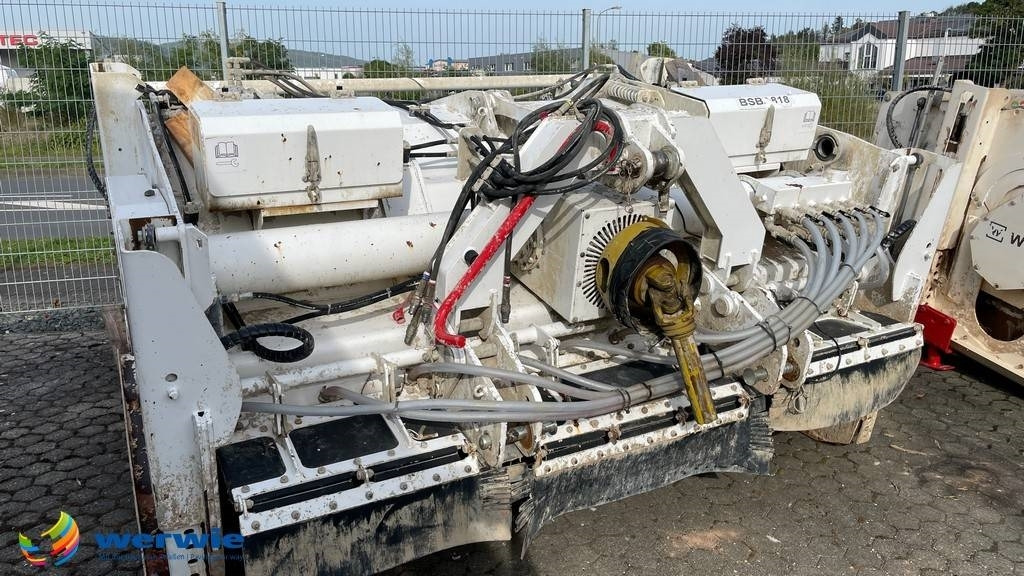 Wirtgen WS 250 - Travaux routiers: photos 4 Wirtgen WS 250 - Travaux routiers: photos 4