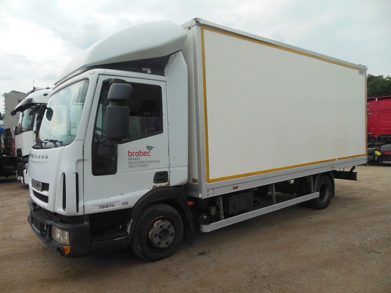 Iveco EUROCARGO 75E14 - Fourgon grand volume: photos 1 Iveco EUROCARGO 75E14 - Fourgon grand volume: photos 1
