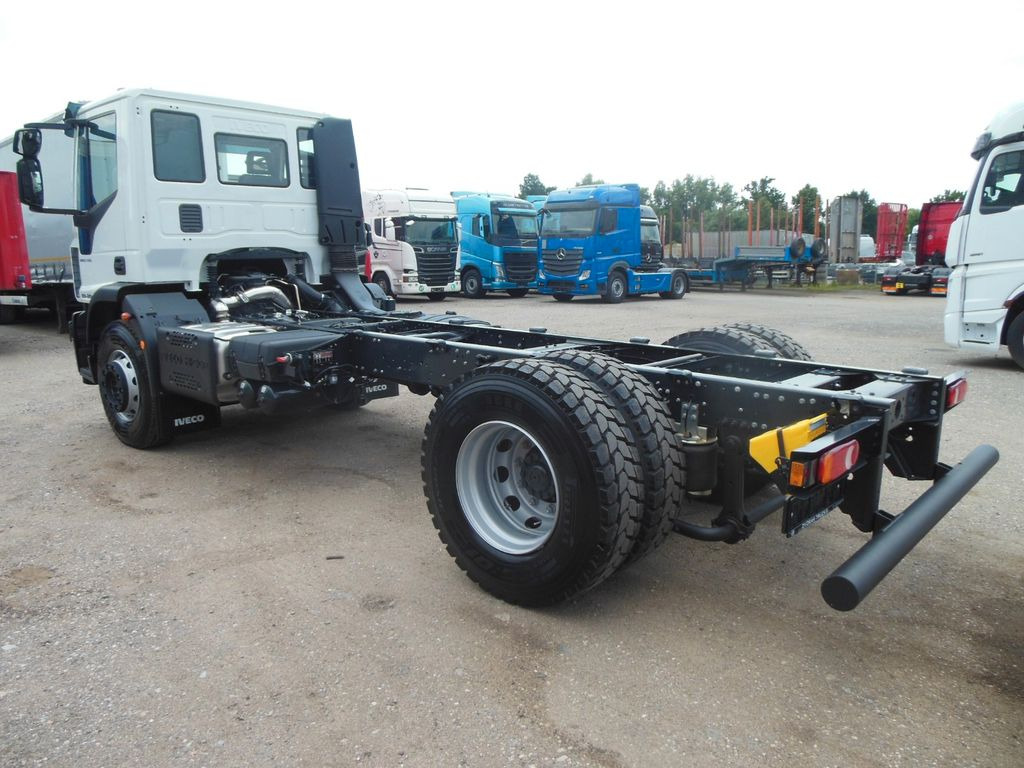 Iveco EUROCARGO ML 180E28/P, PTO - Châssis cabine: photos 4 Iveco EUROCARGO ML 180E28/P, PTO - Châssis cabine: photos 4