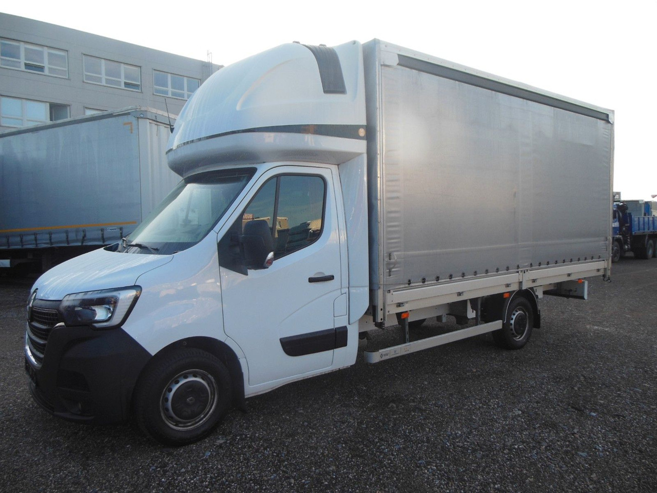 Renault MASTER 2.3 DCI, 10 PALETTEN, LUFT FEDERUNG - Utilitaire rideaux coulissants (PLSC): photos 1 Renault MASTER 2.3 DCI, 10 PALETTEN, LUFT FEDERUNG - Utilitaire rideaux coulissants (PLSC): photos 1