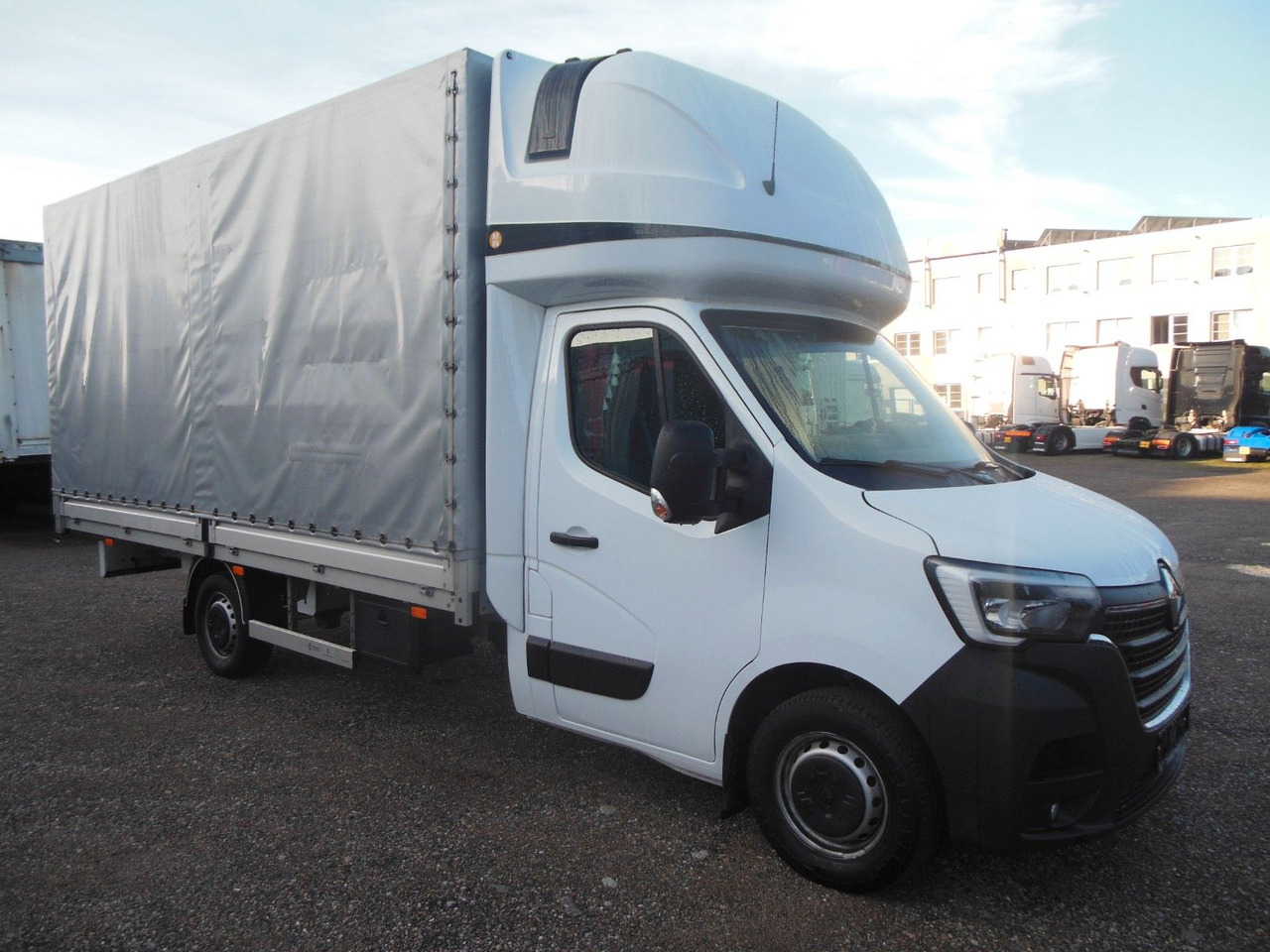 Renault MASTER 2.3 DCI, 10 PALETTEN, LUFT FEDERUNG - Utilitaire rideaux coulissants (PLSC): photos 2 Renault MASTER 2.3 DCI, 10 PALETTEN, LUFT FEDERUNG - Utilitaire rideaux coulissants (PLSC): photos 2