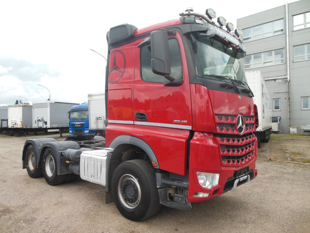 Mercedes-Benz 2645 AROCS, 6X4, HYDRAULIK - Tracteur routier: photos 2 Mercedes-Benz 2645 AROCS, 6X4, HYDRAULIK - Tracteur routier: photos 2