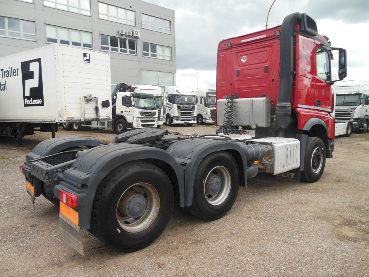 Mercedes-Benz 2645 AROCS, 6X4, HYDRAULIK - Tracteur routier: photos 3 Mercedes-Benz 2645 AROCS, 6X4, HYDRAULIK - Tracteur routier: photos 3