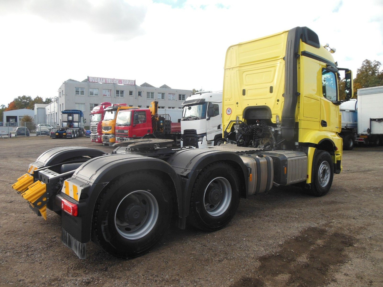 Mercedes-Benz ACTROS 3353, 6X4, 120.000 KG, TRK, 4 STÜCKS, - Tracteur routier: photos 3 Mercedes-Benz ACTROS 3353, 6X4, 120.000 KG, TRK, 4 STÜCKS, - Tracteur routier: photos 3