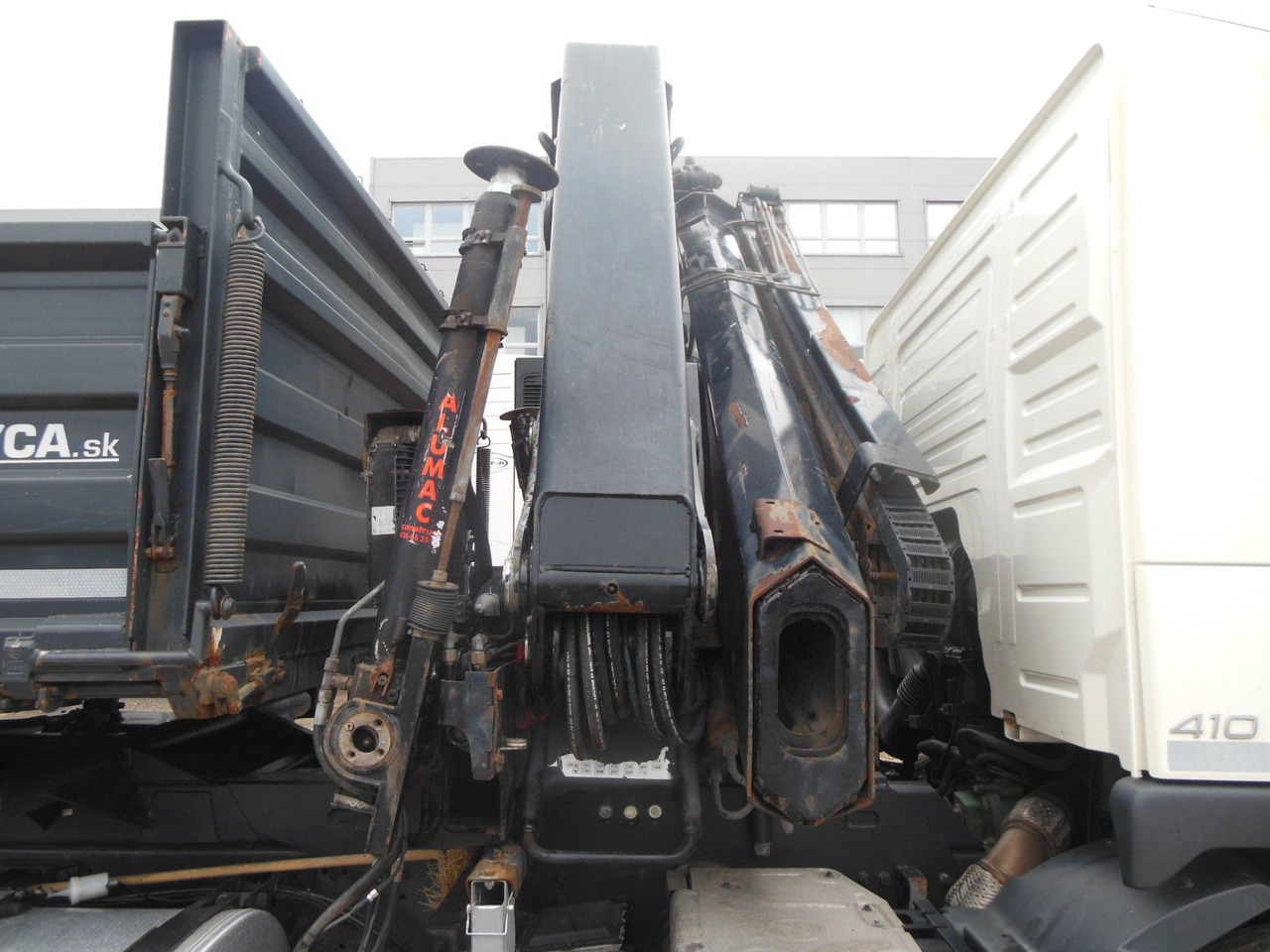 Camion benne, Camion grue Volvo FM 410, 6X2, DREISEITEN KIPPER, HIAB XS 211: photos 11