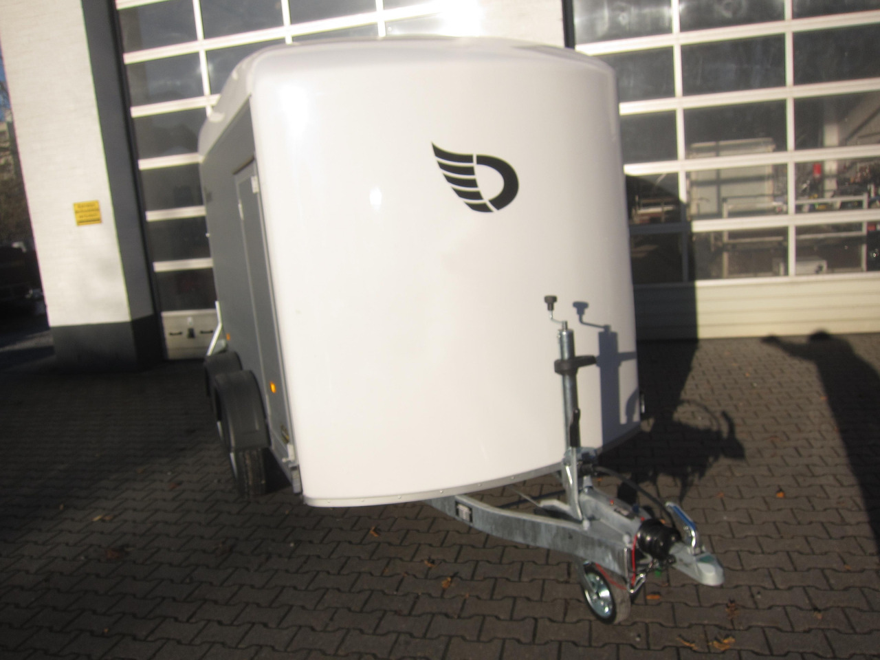 Remorque pour moto Cargo Roadster 500+ 312x167x199cm Alu Poly white Seitentür Pullman 100km/H 2600kg Modell 2024: photos 6
