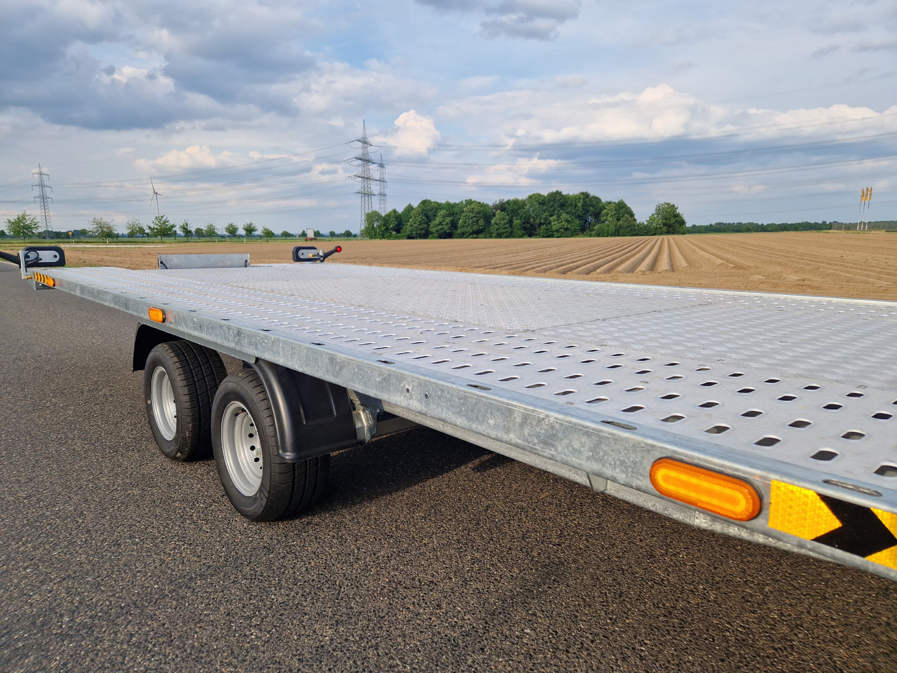 Cartrailer Expert 3050 easyload black 500x216cm Boden ankippbar Winde Resrad 10" 3000kg 100km/H - Remorque porte-voitures: photos 5 Cartrailer Expert 3050 easyload black 500x216cm Boden ankippbar Winde Resrad 10" 3000kg 100km/H - Remorque porte-voitures: photos 5