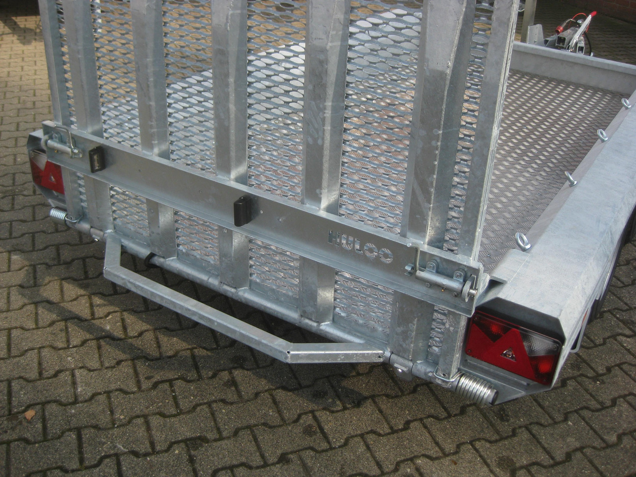 HULCO TERRAX Aluboden 294x150x27cm Heckrampe 150cm (M) 3000kg - Remorque porte engin: photos 2 HULCO TERRAX Aluboden 294x150x27cm Heckrampe 150cm (M) 3000kg - Remorque porte engin: photos 2