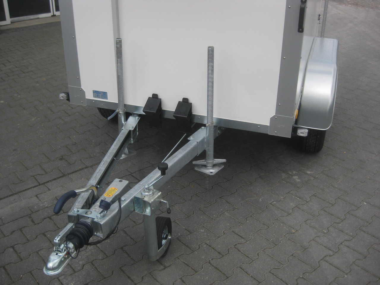 Kühlanhänger AZKF 2025/145 243x144x180cm GOVI 4 Kühlaggregat 60 Frioliner Januar Aktion - Remorque frigorifique: photos 4 Kühlanhänger AZKF 2025/145 243x144x180cm GOVI 4 Kühlaggregat 60 Frioliner Januar Aktion - Remorque frigorifique: photos 4