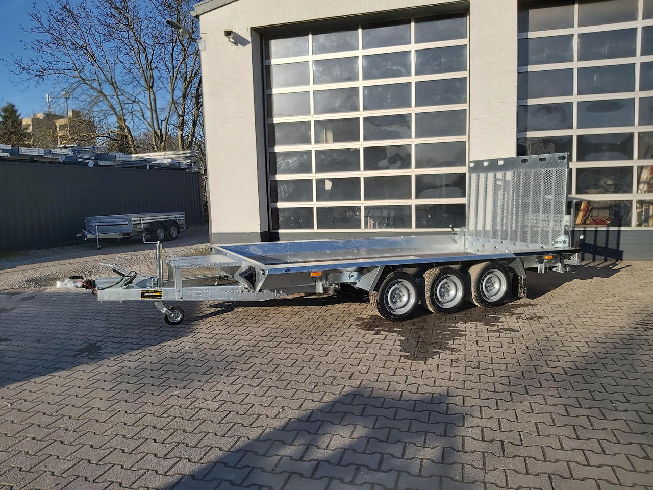 Martz Maschinentransporter BUILDER XL Bau-3 3500/3 400x180x30cm Auffahrklappe Tridem (XL) 3500kg - Remorque porte engin: photos 5 Martz Maschinentransporter BUILDER XL Bau-3 3500/3 400x180x30cm Auffahrklappe Tridem (XL) 3500kg - Remorque porte engin: photos 5