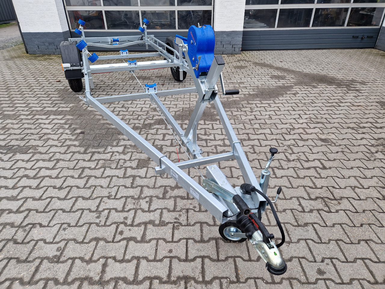 Remorque bateau Neptun Bootstrailer Navy GN 231 1300 mit Winde 1300kg Modell 2024: photos 9 Remorque bateau Neptun Bootstrailer Navy GN 231 1300 mit Winde 1300kg Modell 2024: photos 9