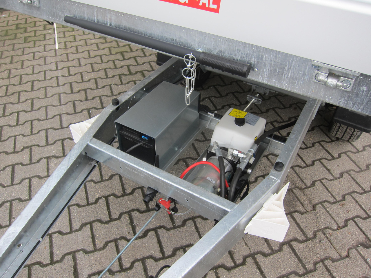 Pongratz Kipper RK 2600/15 G-AL Elektrisch + Notpumpe 260x151x36cm Stahlboden Pendel 13" 1800kg - Remorque benne: photos 4 Pongratz Kipper RK 2600/15 G-AL Elektrisch + Notpumpe 260x151x36cm Stahlboden Pendel 13" 1800kg - Remorque benne: photos 4
