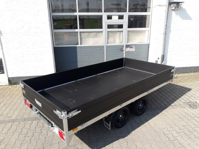 Saris PL356 184 2700 2 356x184x35cm black Edition LED Beleuchtung VAS 13" (L) 2700kg - Remorque plateau: photos 3 Saris PL356 184 2700 2 356x184x35cm black Edition LED Beleuchtung VAS 13" (L) 2700kg - Remorque plateau: photos 3