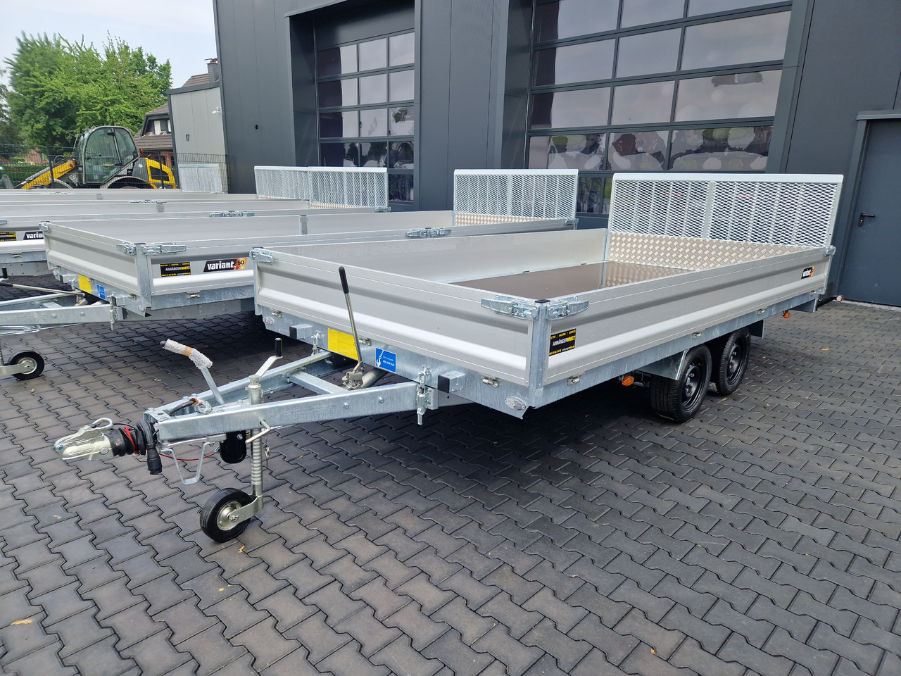 Variant Maschinentransporter 3542 UX Maxi Load Tandem Parabelfeder LED Felgen black 3500kg - Remorque porte engin: photos 1 Variant Maschinentransporter 3542 UX Maxi Load Tandem Parabelfeder LED Felgen black 3500kg - Remorque porte engin: photos 1